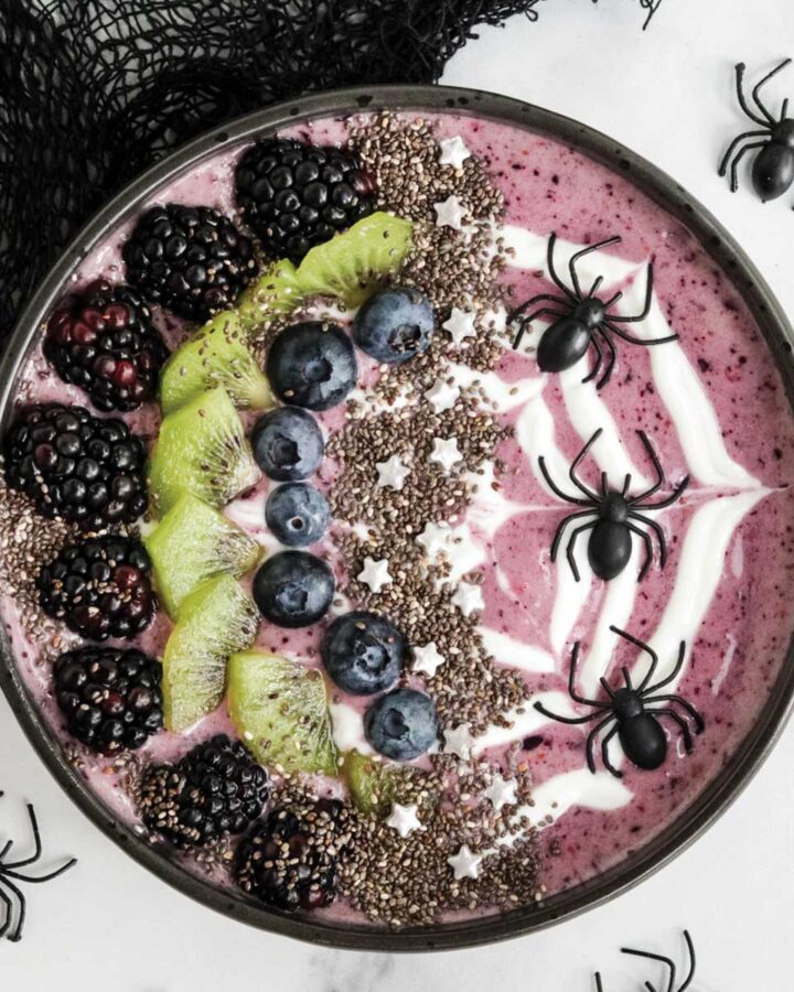 Halloween smoothie bowl decorated and ready to eat