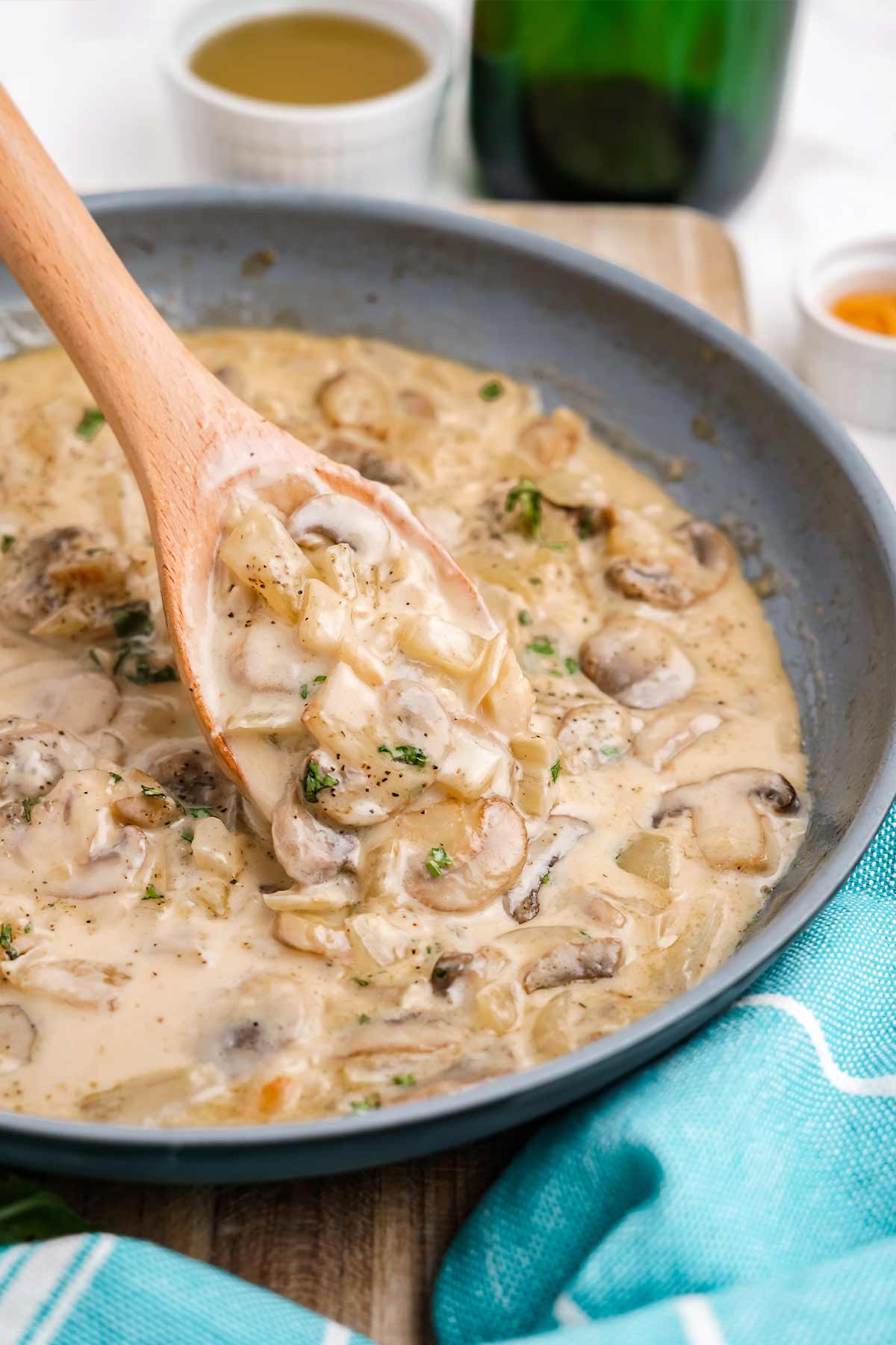 Mushroom Sauce with White Wine and Cream - Fresh Coast Eats