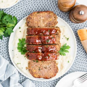 1 pound meatloaf recipe with ketchup on top.